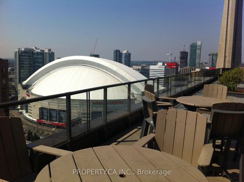 Photo 26 at 1606 - 260 Queens Quay W, Waterfront Communities C1, Toronto