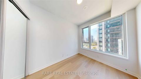 Photo 9 at 1910 - 1926 Lake Shore Boulevard W, South Parkdale, Toronto