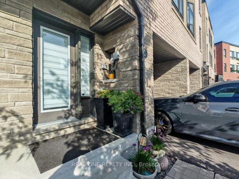 Photo 7 at 19 Woodstream Drive, Clairville, Toronto