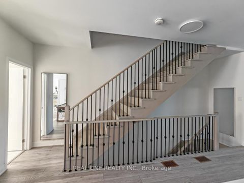 Photo 12 at 19 Woodstream Drive, Clairville, Toronto