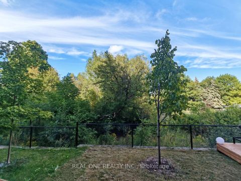 Photo 23 at 19 Woodstream Drive, Clairville, Toronto