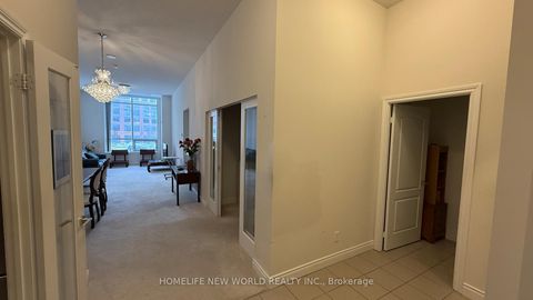 Photo 1 at 283 - 11211 Yonge Street, Devonsleigh, Richmond Hill