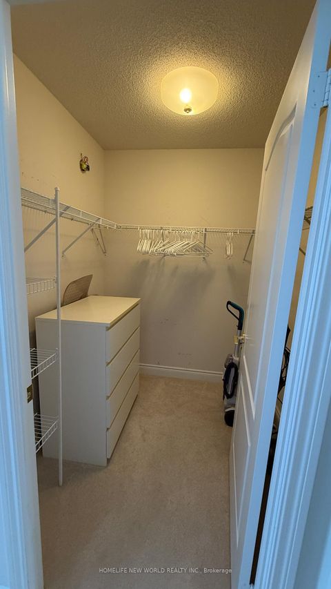 Photo 5 at 283 - 11211 Yonge Street, Devonsleigh, Richmond Hill