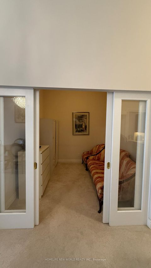 Photo 7 at 283 - 11211 Yonge Street, Devonsleigh, Richmond Hill