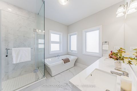 Photo 26 at 18 HARMAN Avenue, Rural Richmond Hill, Richmond Hill