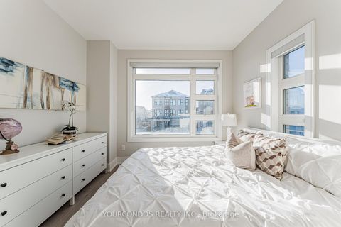 Photo 35 at 18 HARMAN Avenue, Rural Richmond Hill, Richmond Hill