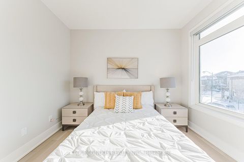 Photo 42 at 18 HARMAN Avenue, Rural Richmond Hill, Richmond Hill