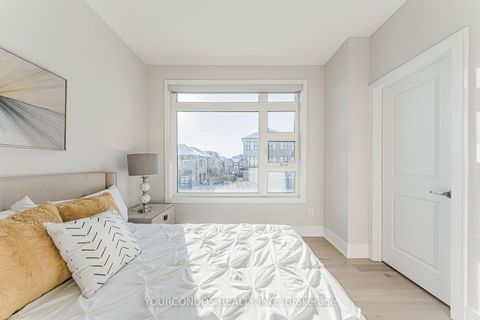 Photo 43 at 18 HARMAN Avenue, Rural Richmond Hill, Richmond Hill