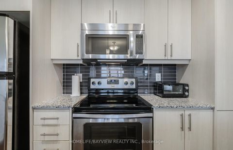 Photo 11 at 708 - 85 The Donway W, Don Mills, Toronto