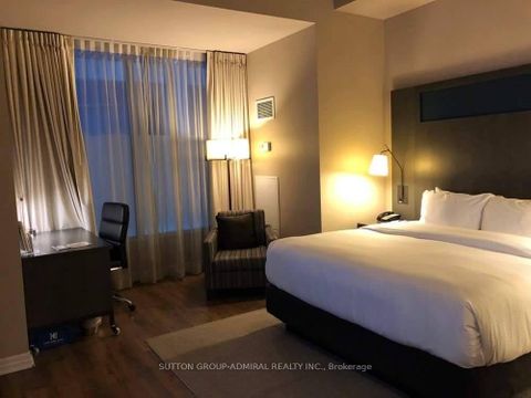 Photo 1 at 723 - 1 King Street W, Bay Street Corridor, Toronto