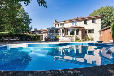 Photo 1 at 65 Woodcrest Road, Allandale Heights, Barrie