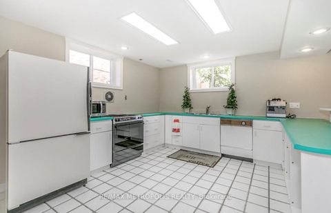 Photo 20 at 65 Woodcrest Road, Allandale Heights, Barrie