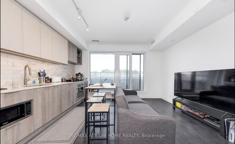 Photo 8 at 617 - 2020 Bathurst Street, Cedarvale, Toronto