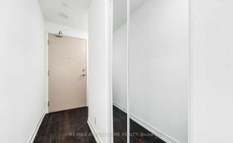 Photo 12 at 617 - 2020 Bathurst Street, Cedarvale, Toronto