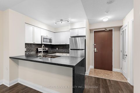 Photo 3 at 1015 - 18 Parkview Avenue, Willowdale East, Toronto