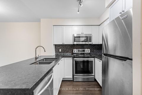 Photo 5 at 1015 - 18 Parkview Avenue, Willowdale East, Toronto