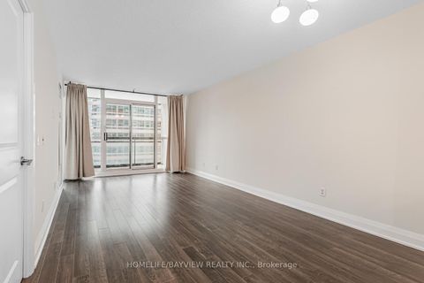 Photo 12 at 1015 - 18 Parkview Avenue, Willowdale East, Toronto