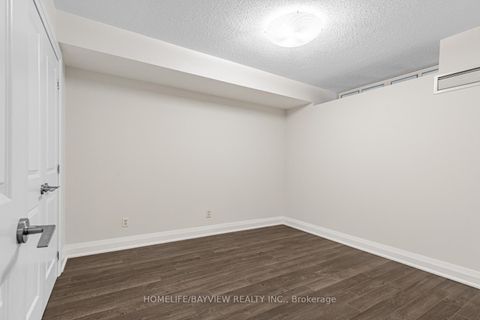 Photo 19 at 1015 - 18 Parkview Avenue, Willowdale East, Toronto