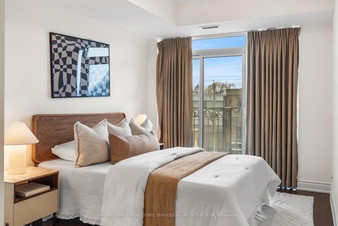 Photo 17 at 308 - 650 Mount Pleasant Road, Mount Pleasant West, Toronto