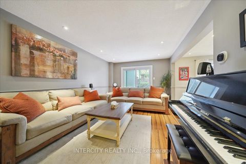 Photo 8 at 67 Sonny Street, Maple, Vaughan