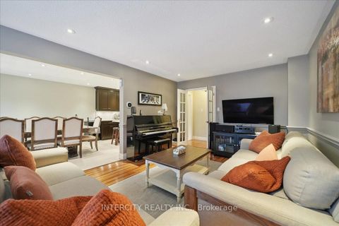 Photo 11 at 67 Sonny Street, Maple, Vaughan
