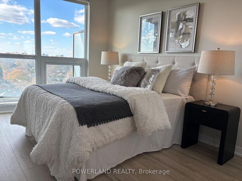 Photo 3 at 1105 - 60 Berwick Avenue, Eglinton, Toronto