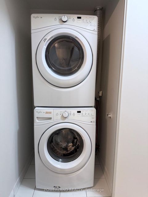 Photo 8 at 1105 - 60 Berwick Avenue, Eglinton, Toronto