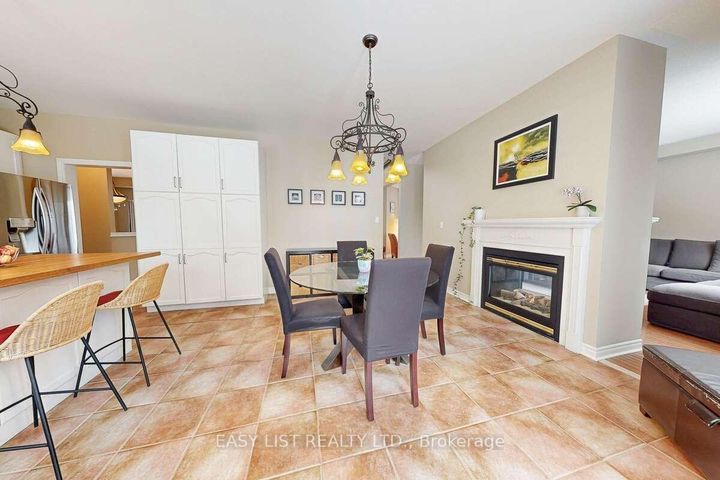 Photo 15 at 37 Nevada Crescent, Rural Vaughan, Vaughan