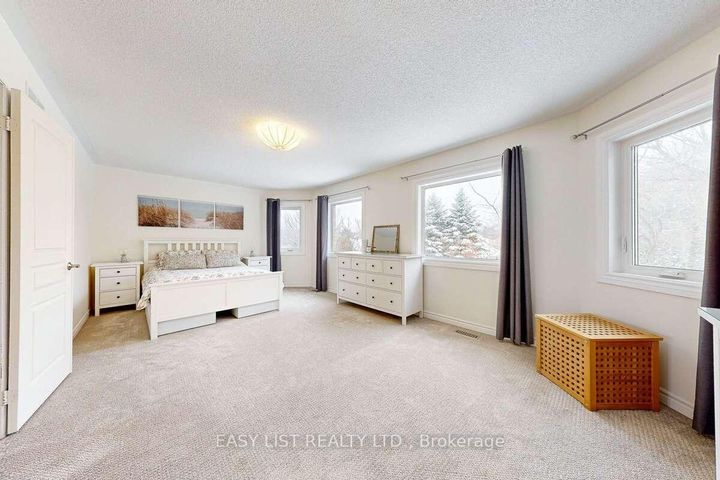 Photo 30 at 37 Nevada Crescent, Rural Vaughan, Vaughan