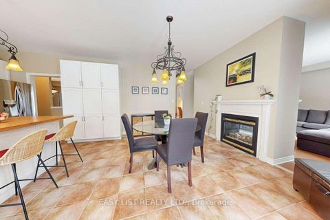 Photo 15 at 37 Nevada Crescent, Rural Vaughan, Vaughan