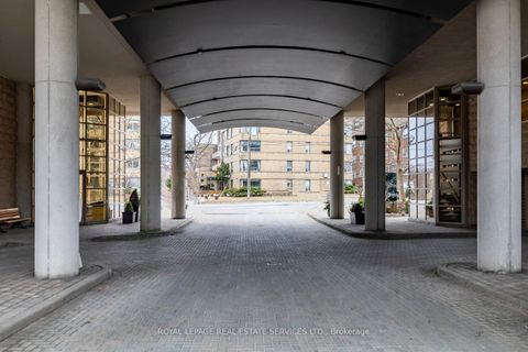 Photo 1 at 502 - 2662 Bloor Street W, Kingsway South, Toronto