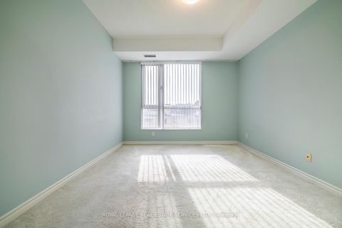 Photo 12 at 502 - 2662 Bloor Street W, Kingsway South, Toronto