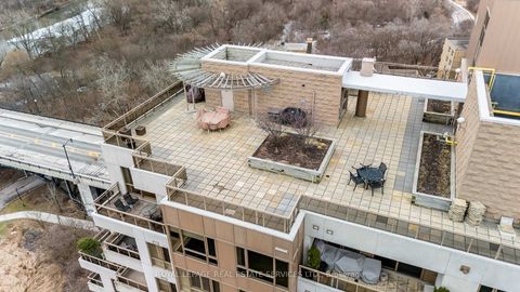 Photo 27 at 502 - 2662 Bloor Street W, Kingsway South, Toronto