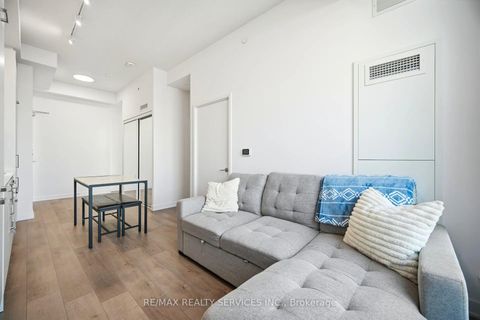 Photo 15 at 1007 - 60 Honeycrisp Crescent, Vaughan Corporate Centre, Vaughan