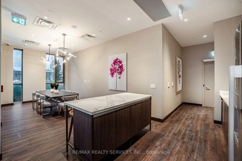 Photo 35 at 1007 - 60 Honeycrisp Crescent, Vaughan Corporate Centre, Vaughan