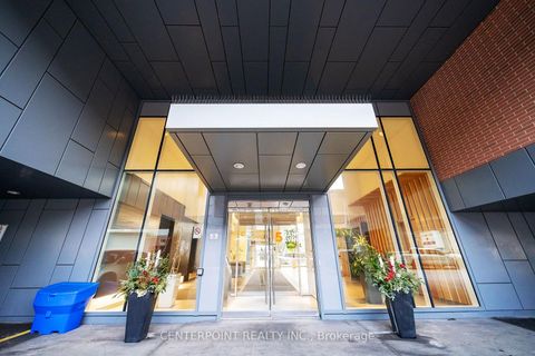 Photo 1 at 448 - 5 Hanna Avenue, Niagara, Toronto