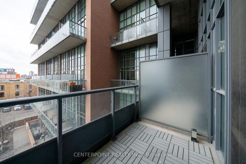 Photo 6 at 448 - 5 Hanna Avenue, Niagara, Toronto