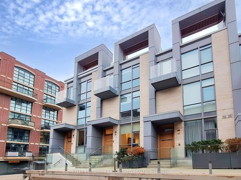 Photo 1 at 18 - 850 Richmond Street W, Niagara, Toronto