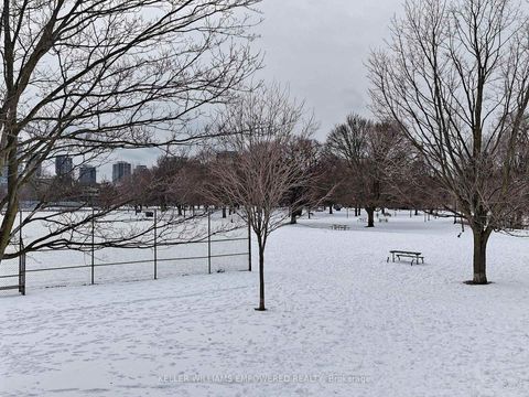 Photo 42 at 18 - 850 Richmond Street W, Niagara, Toronto