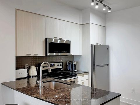 Photo 9 at 2903 - 88 Sheppard Avenue E, Willowdale East, Toronto