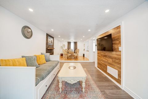 Photo 4 at 2020 Kate Avenue, Alcona, Innisfil