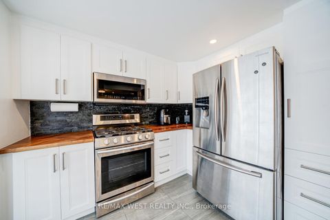 Photo 9 at 2020 Kate Avenue, Alcona, Innisfil