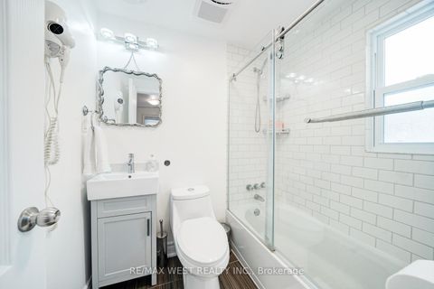 Photo 16 at 2020 Kate Avenue, Alcona, Innisfil