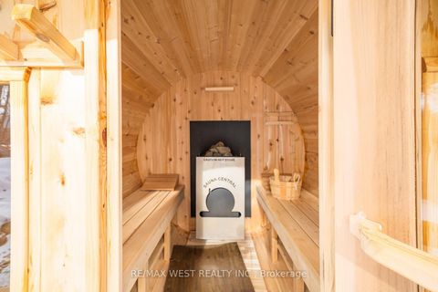 Photo 25 at 2020 Kate Avenue, Alcona, Innisfil