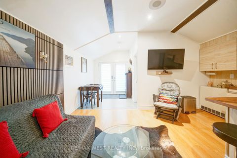 Photo 31 at 2020 Kate Avenue, Alcona, Innisfil