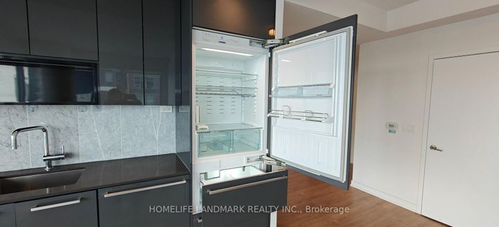 Photo 18 at 2209 - 117 Mcmahon Drive, Bayview Village, Toronto