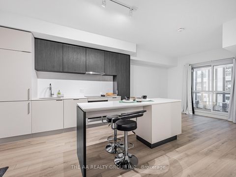 Photo 6 at 802 - 89 Church Street, Yonge Corridor, Toronto