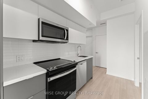 Photo 7 at 1116 - 500 Wilson Avenue, Clanton Park, Toronto