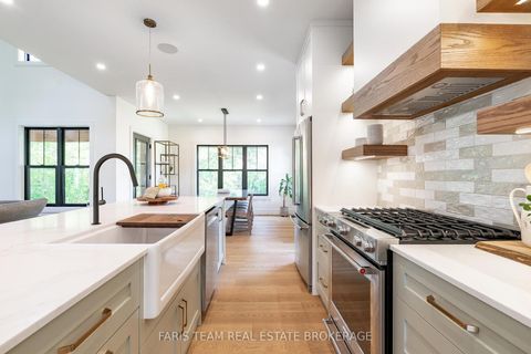 Photo 11 at 190 Toll Road, Rural King, King