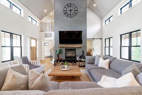 Photo 23 at 190 Toll Road, Rural King, King